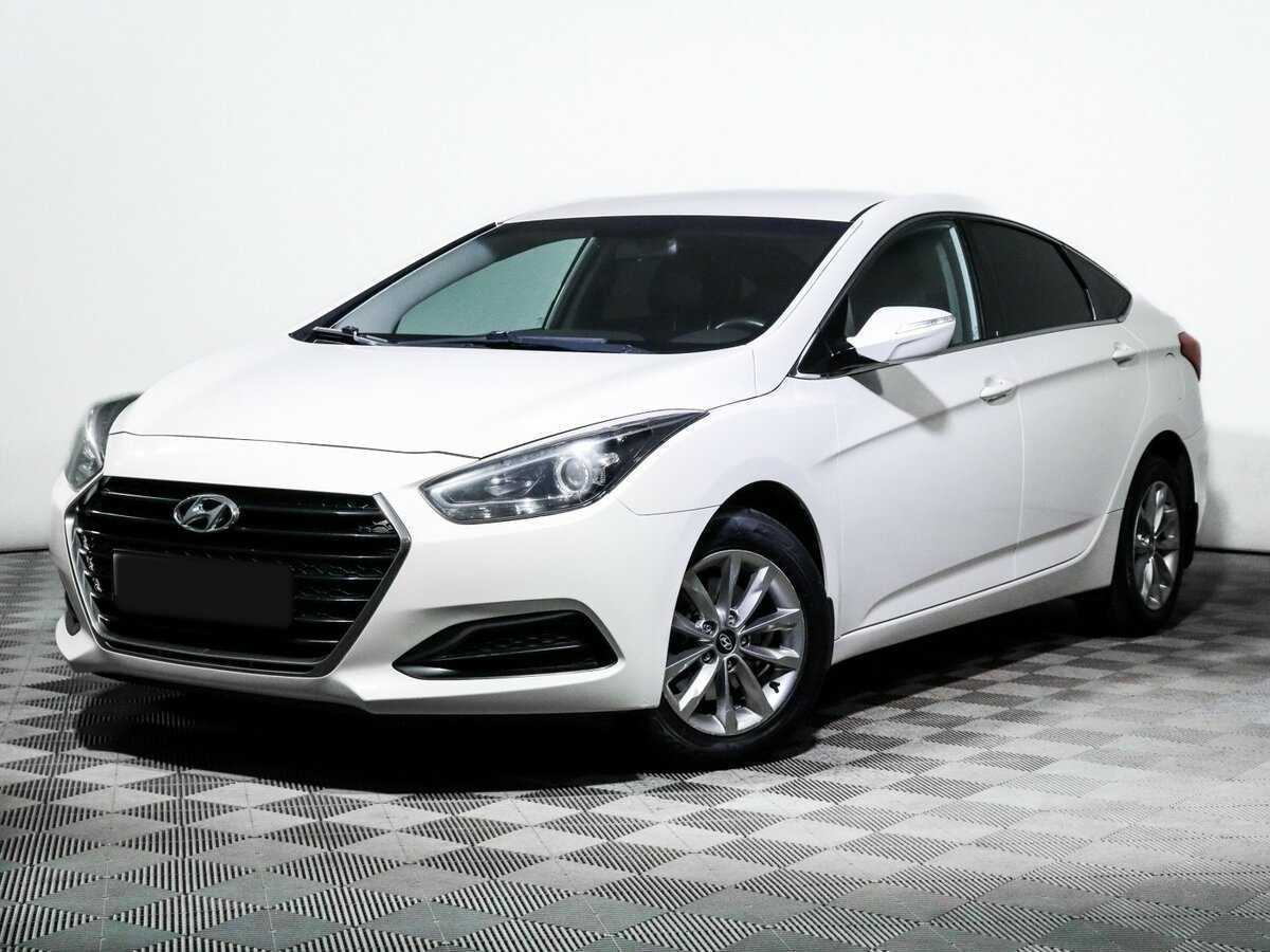 Купить Hyundai i40 с пробегом. Фото: #0