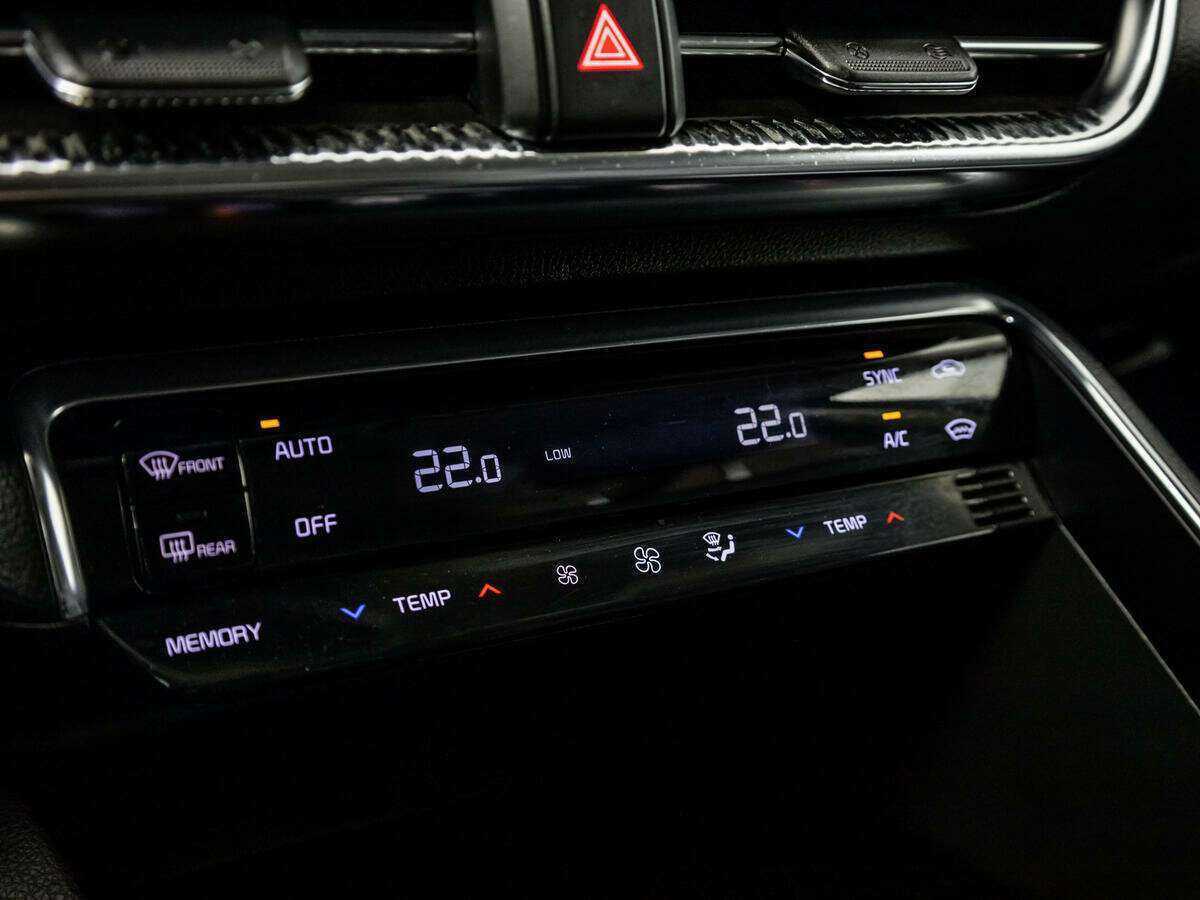 Купить Kia K5 с пробегом. Фото: #14