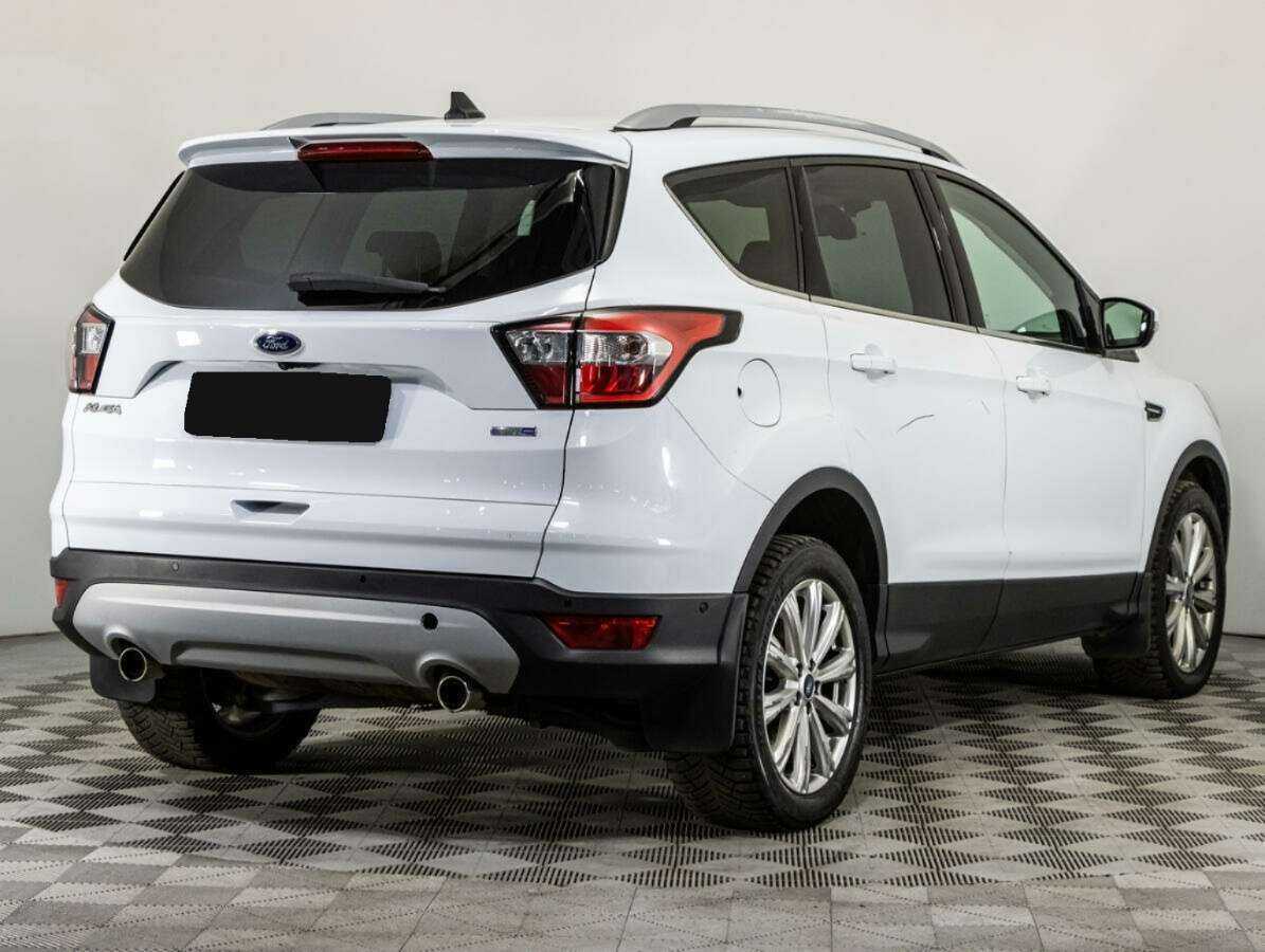 Купить Ford Kuga с пробегом. Фото: #3