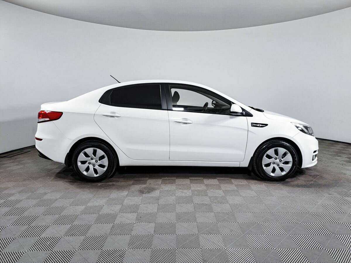 Купить Kia Rio с пробегом. Фото: #3