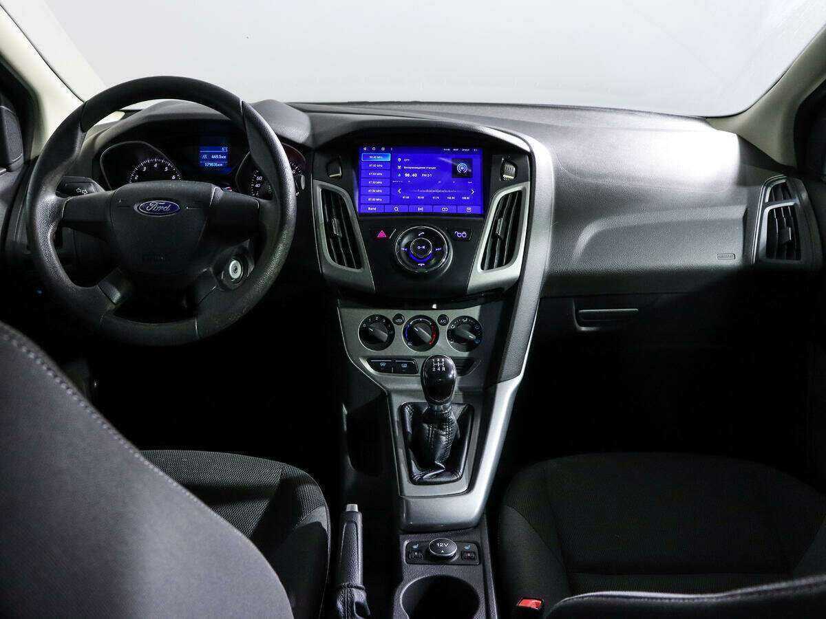 Купить Ford Focus с пробегом. Фото: #11