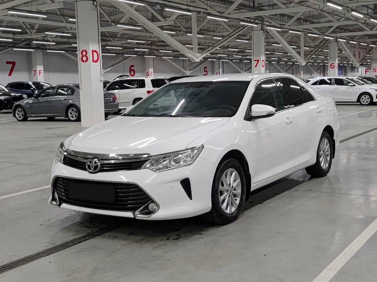 Купить Toyota Camry с пробегом. Посмотреть фото