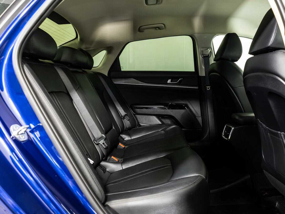 Купить Kia K5 с пробегом. Фото: #10