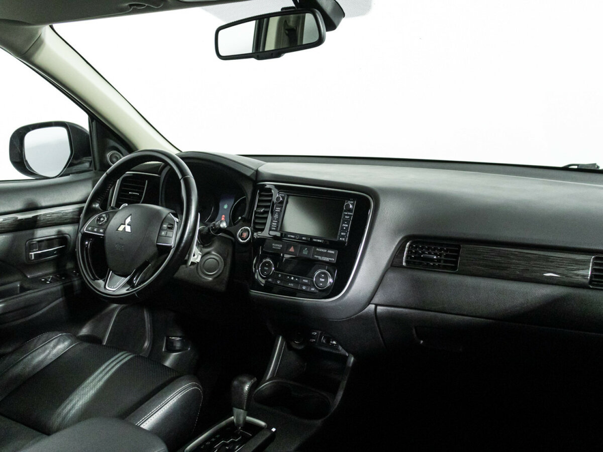 Купить Mitsubishi Outlander с пробегом. Фото: #6
