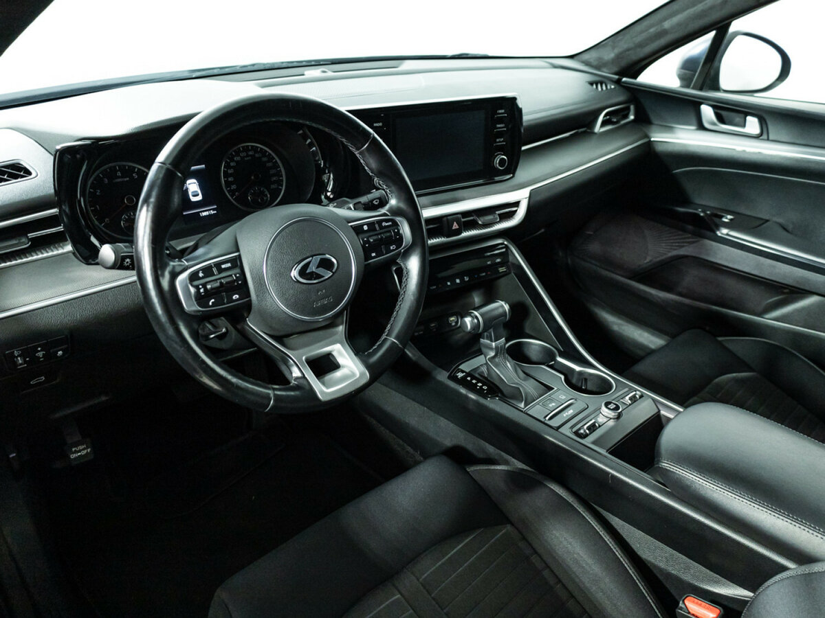 Купить Kia K5 с пробегом. Фото: #10