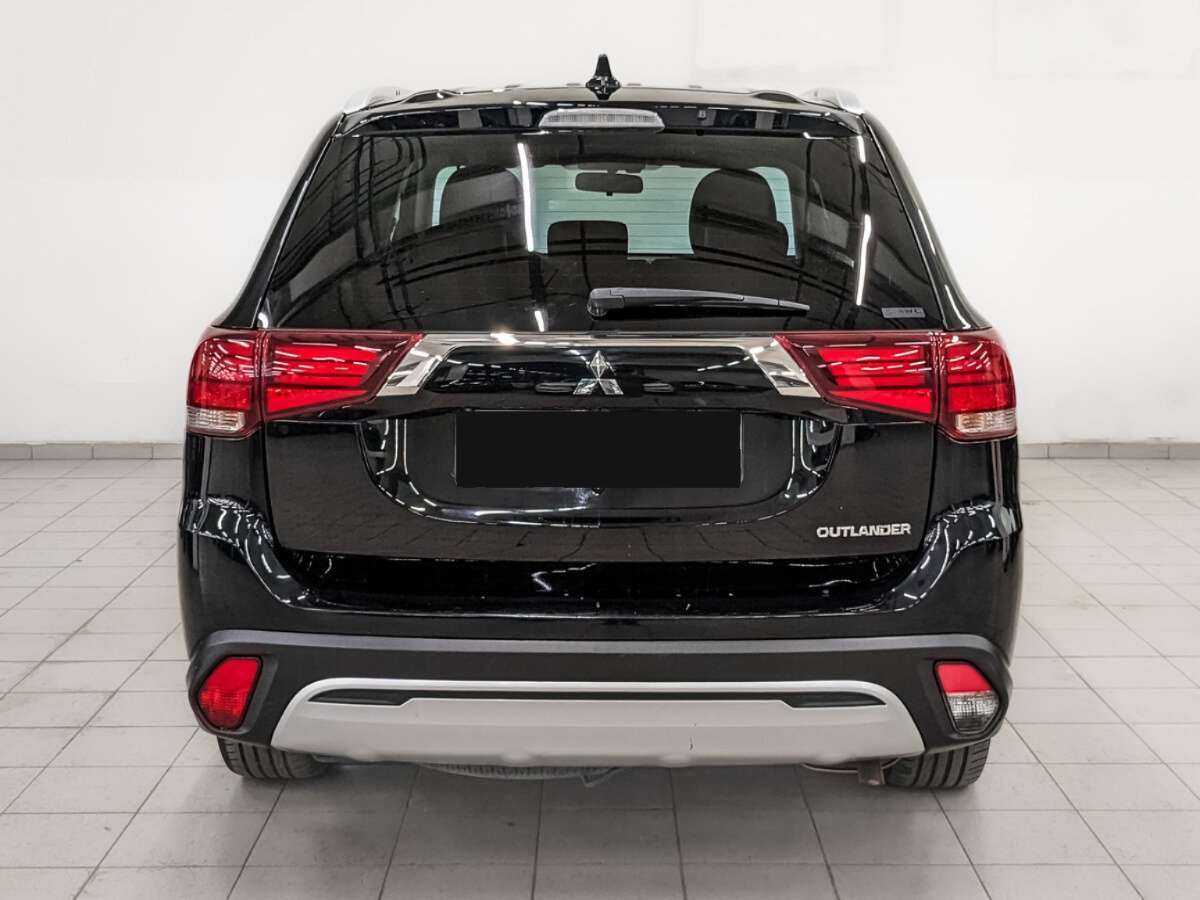 Купить Mitsubishi Outlander с пробегом. Фото: #5