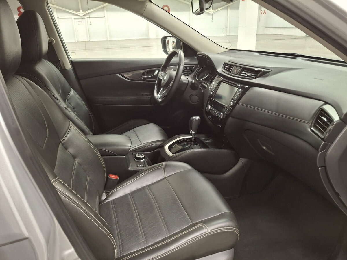 Купить Nissan X-Trail с пробегом. Фото: #10