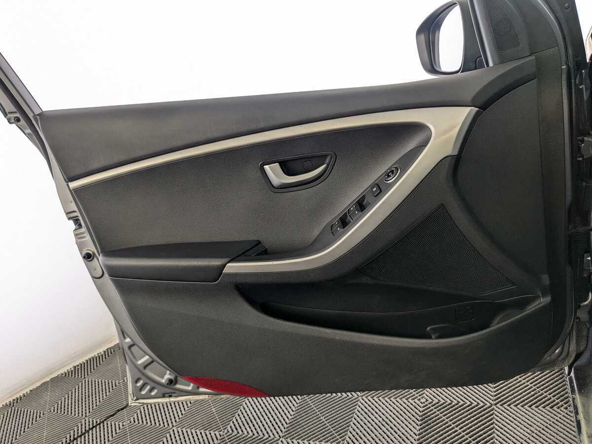 Купить Hyundai i30 с пробегом. Фото: #12