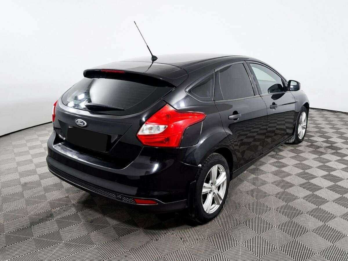 Купить Ford Focus с пробегом. Фото: #3