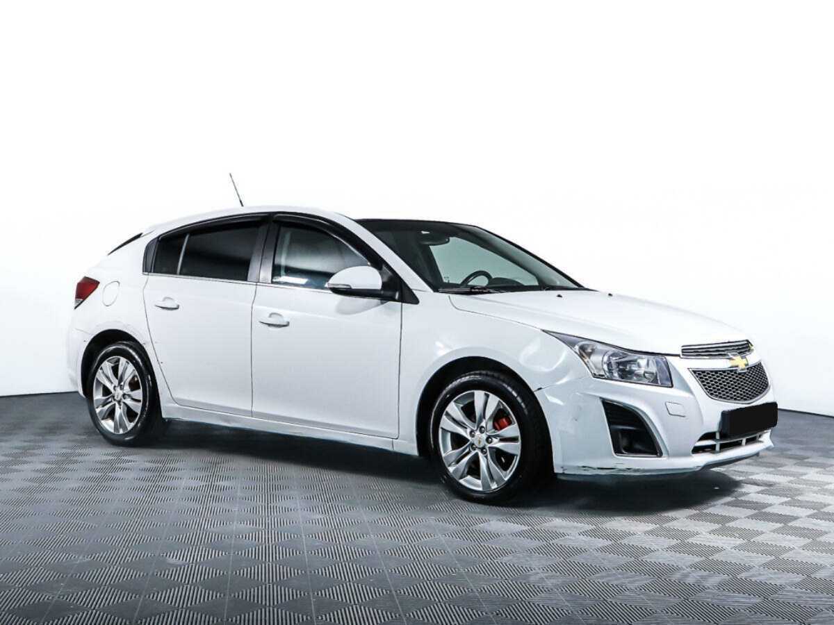 Купить Chevrolet Cruze с пробегом. Фото: #1