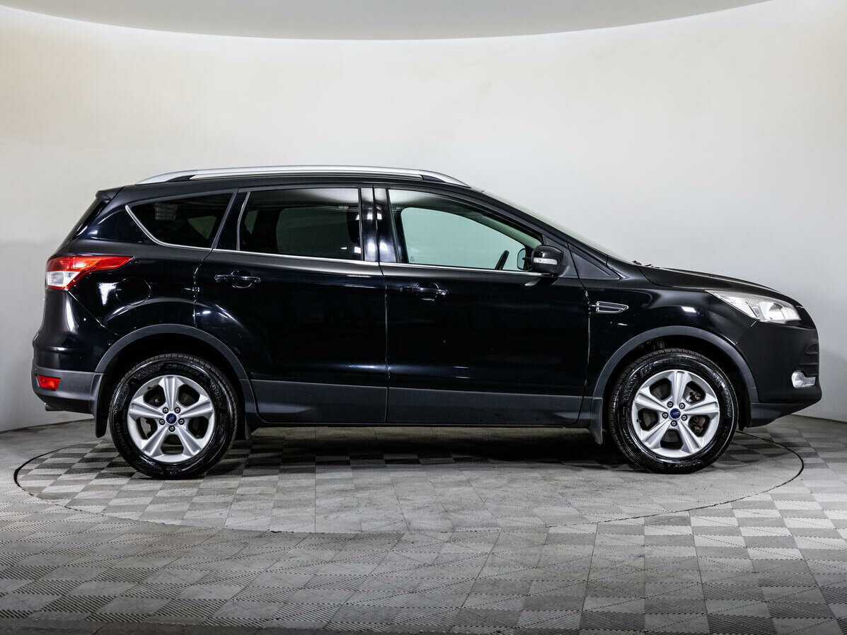 Купить Ford Kuga с пробегом. Фото: #3