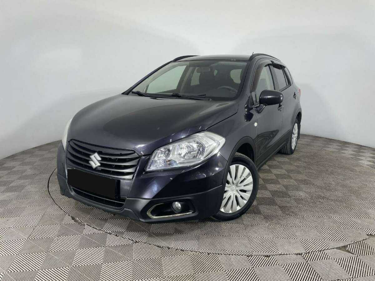 Купить Suzuki SX4 с пробегом. Посмотреть фото