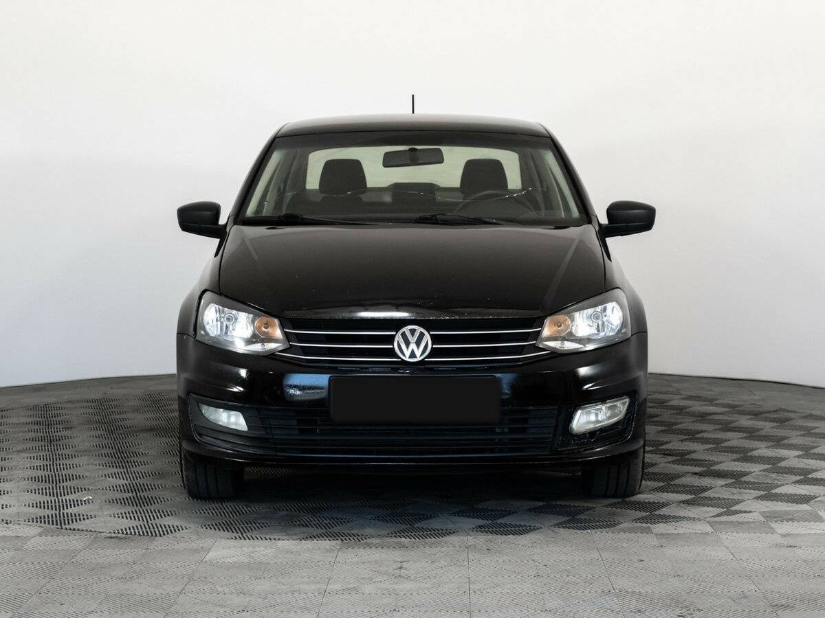Купить Volkswagen Polo с пробегом. Фото: #1