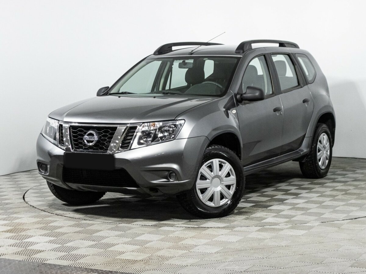 Купить Nissan Terrano с пробегом. Посмотреть фото