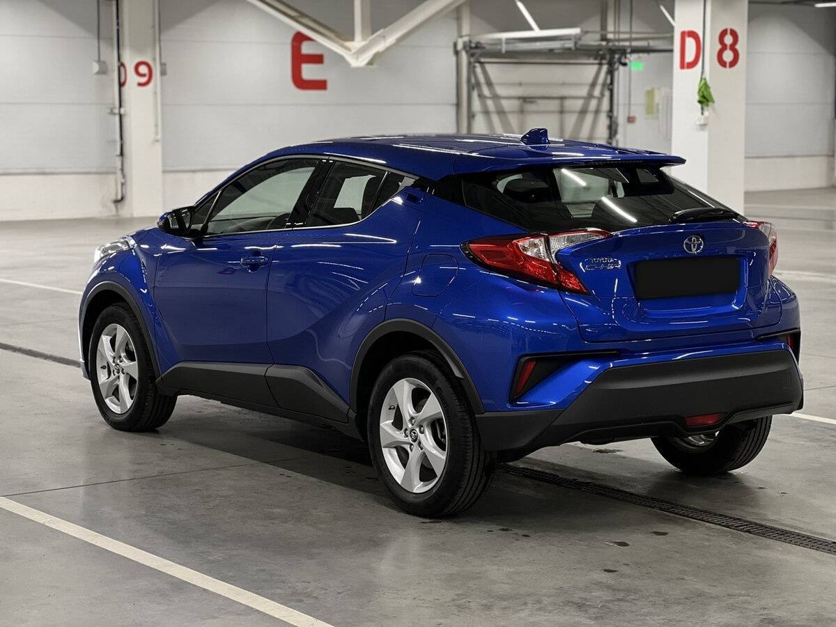 Купить Toyota C-HR с пробегом. Фото: #6