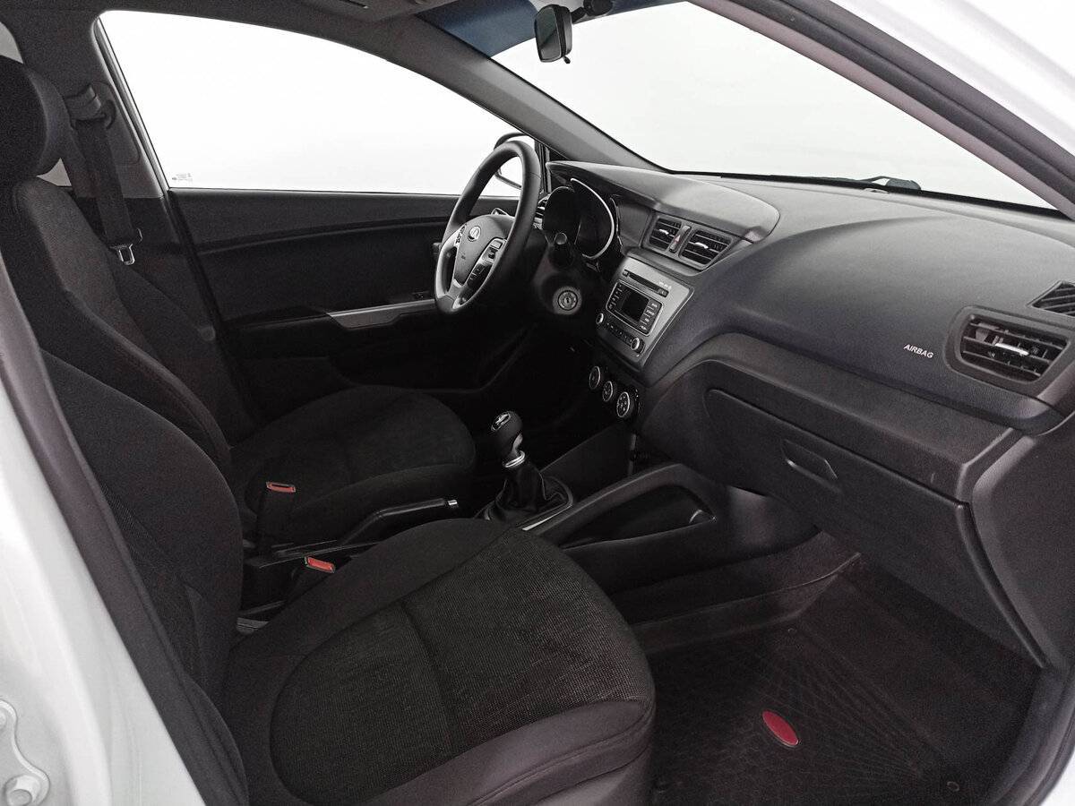 Купить Kia Rio с пробегом. Фото: #10
