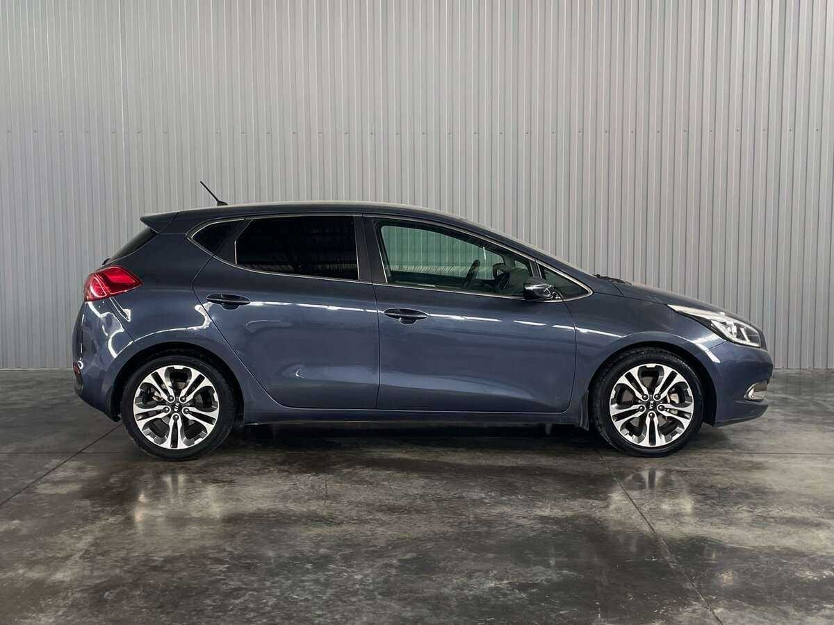 Купить Kia Ceed с пробегом. Фото: #3