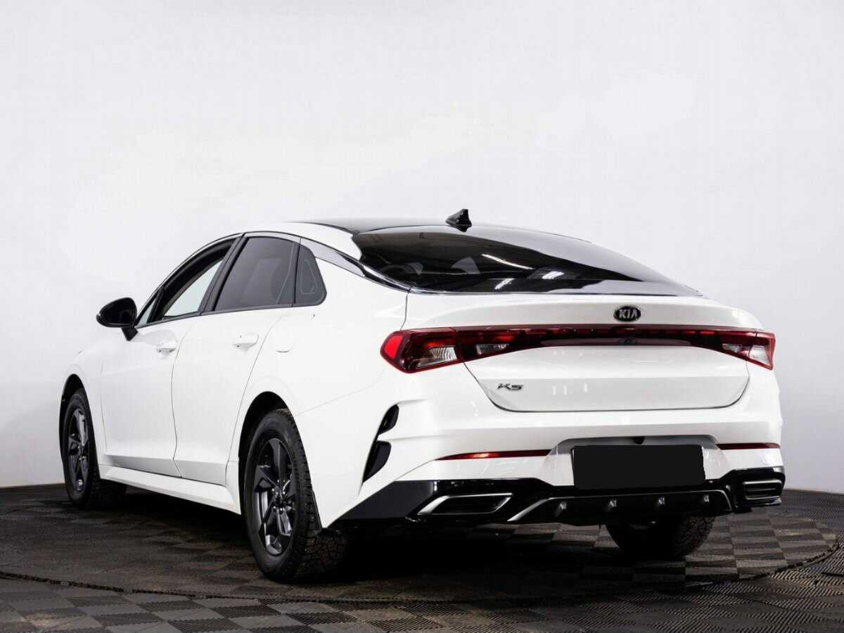 Купить Kia K5 с пробегом. Фото: #3