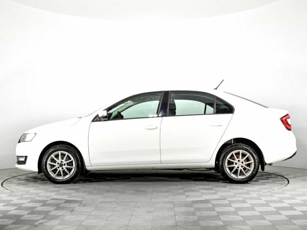 Купить Skoda Rapid с пробегом. Фото: #7