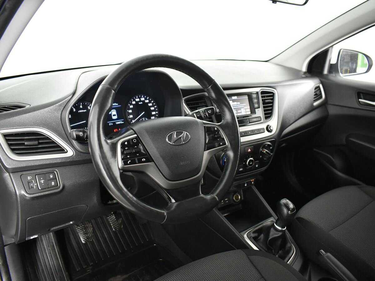 Купить Hyundai Solaris с пробегом. Фото: #8
