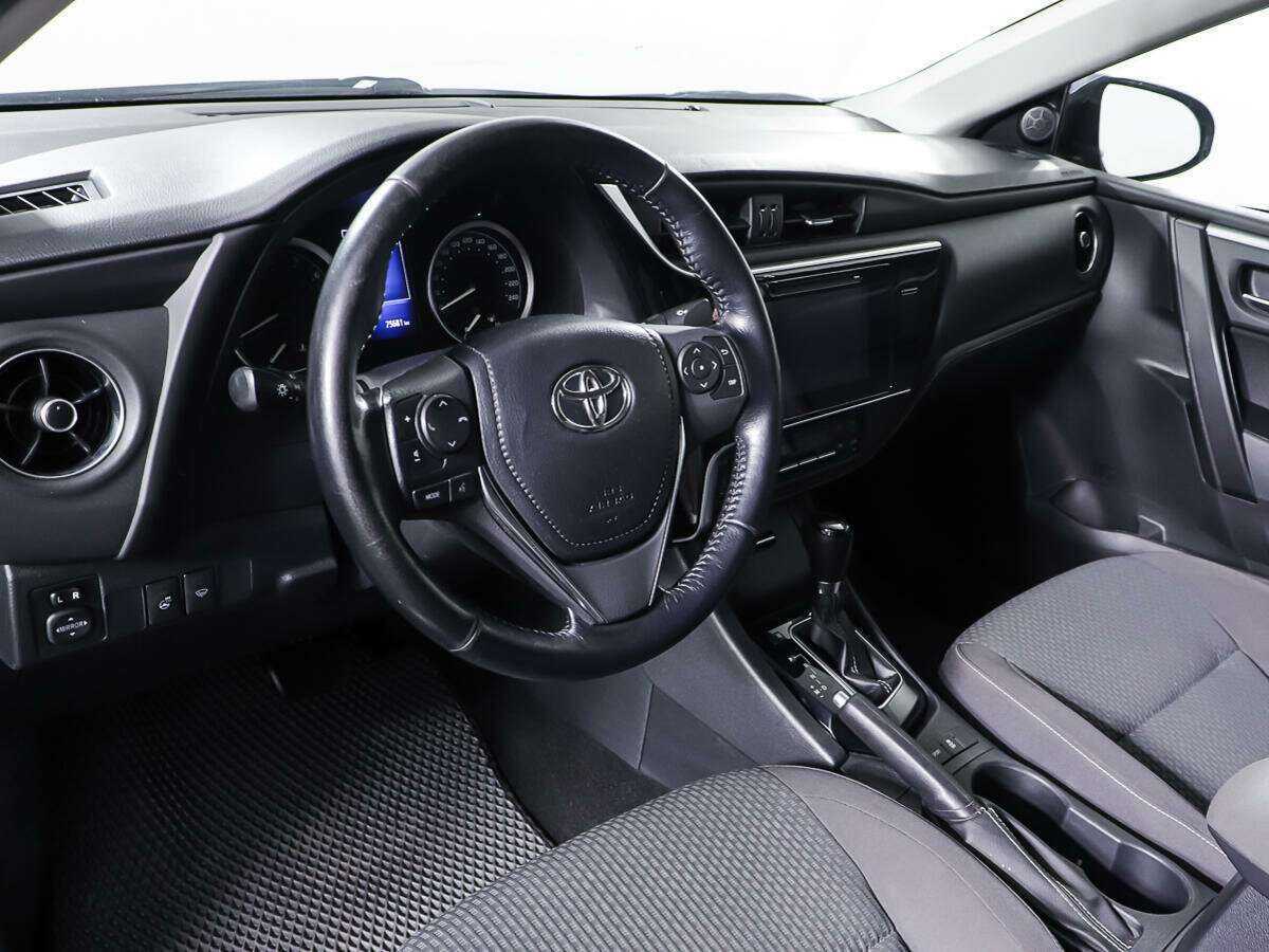 Купить Toyota Corolla с пробегом. Фото: #11