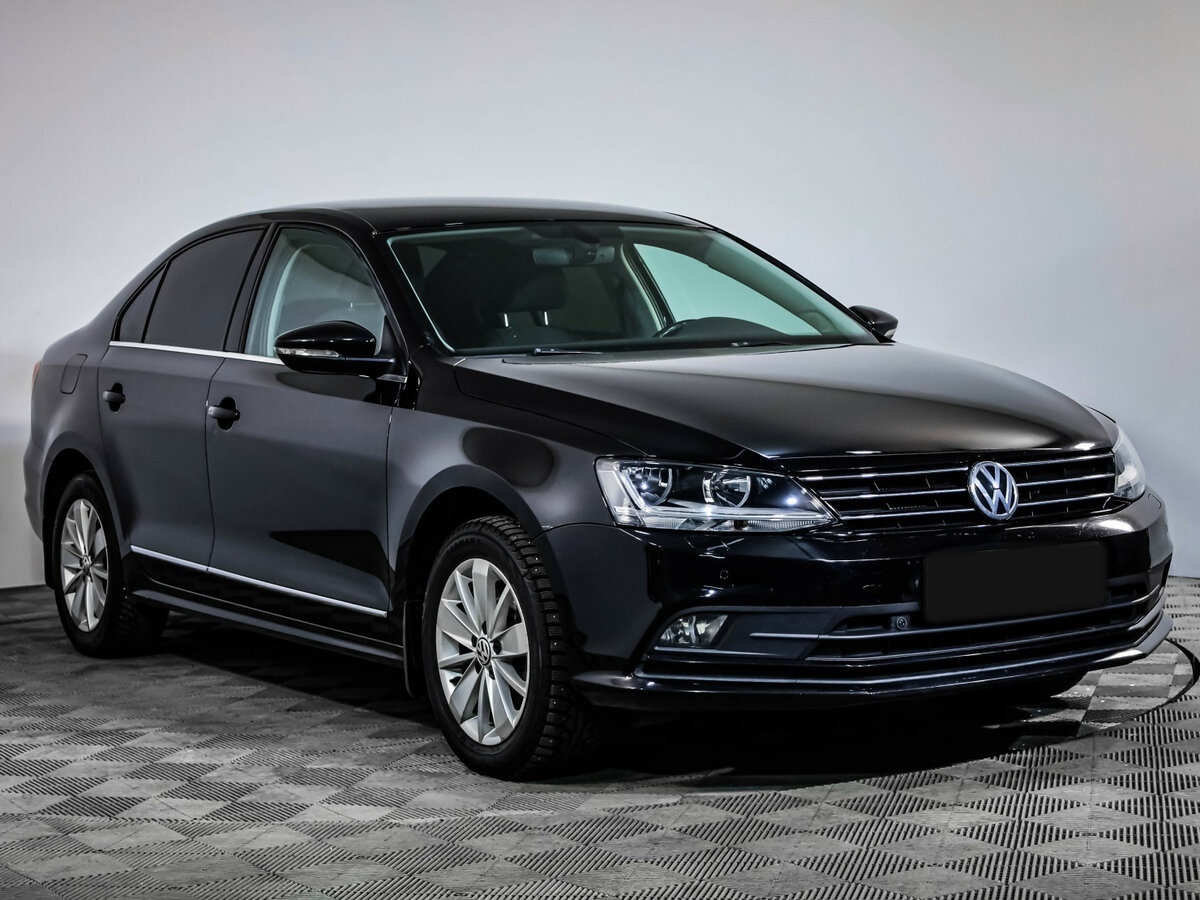 Купить Volkswagen Jetta с пробегом. Фото: #2