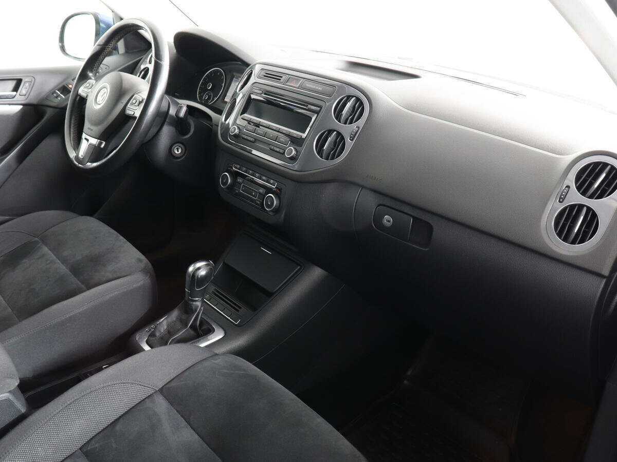 Купить Volkswagen Tiguan с пробегом. Фото: #9