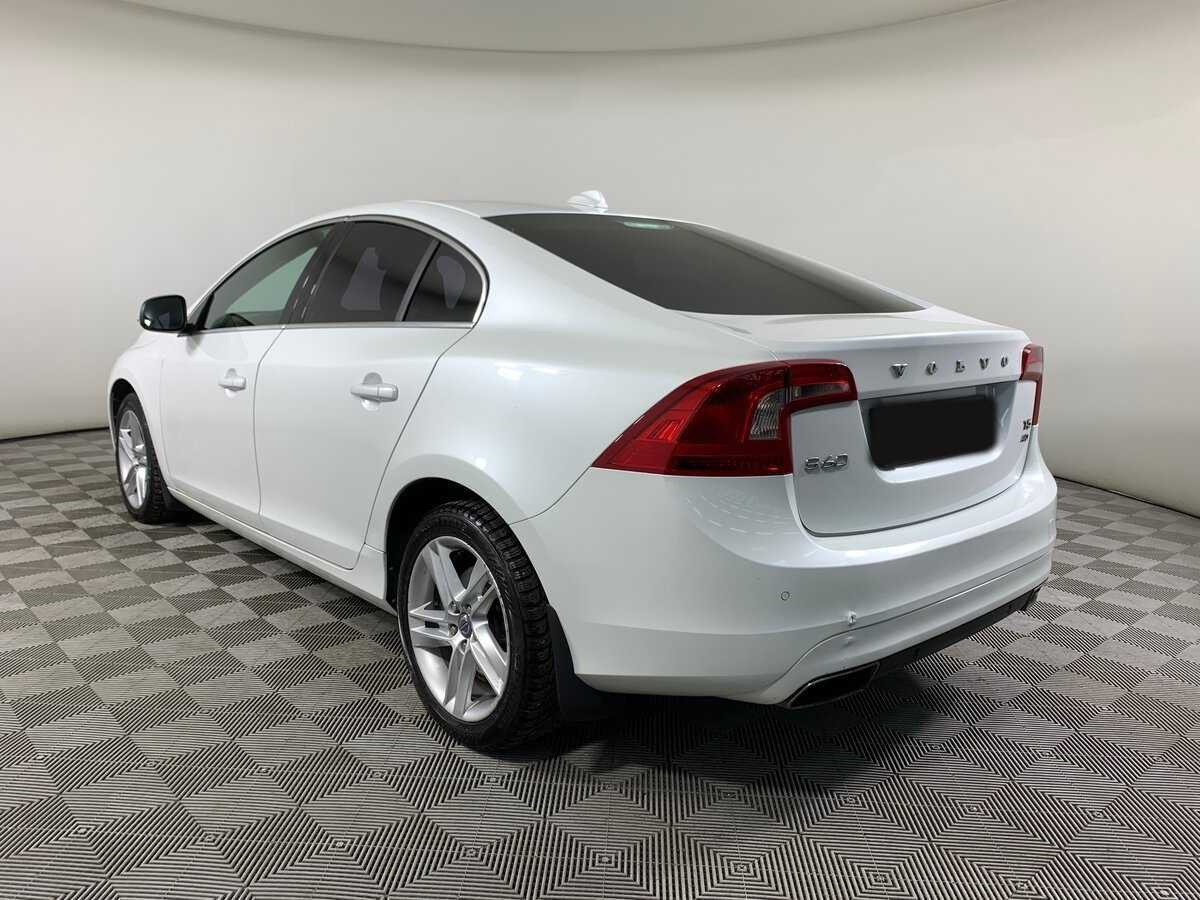 Купить Volvo S60 с пробегом. Фото: #6