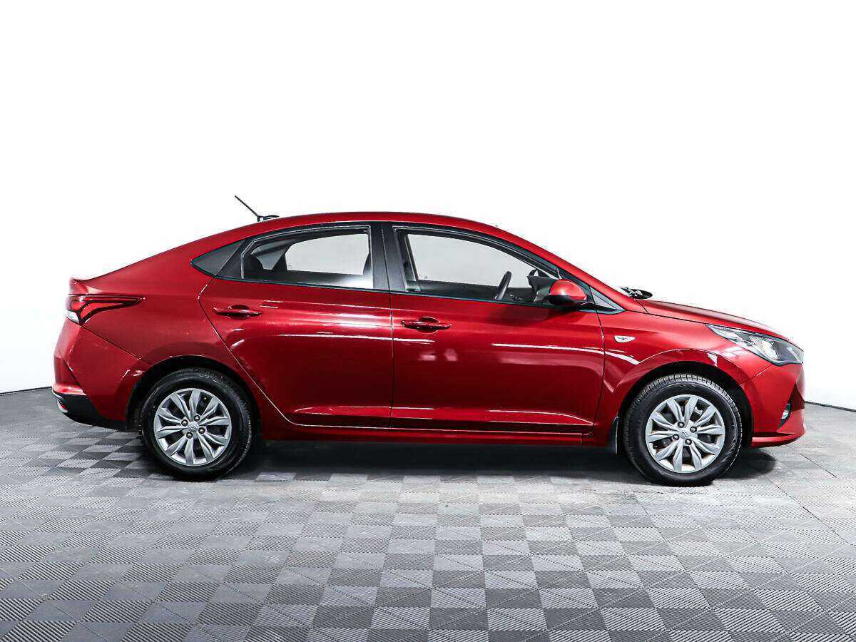 Купить Hyundai Solaris с пробегом. Фото: #3