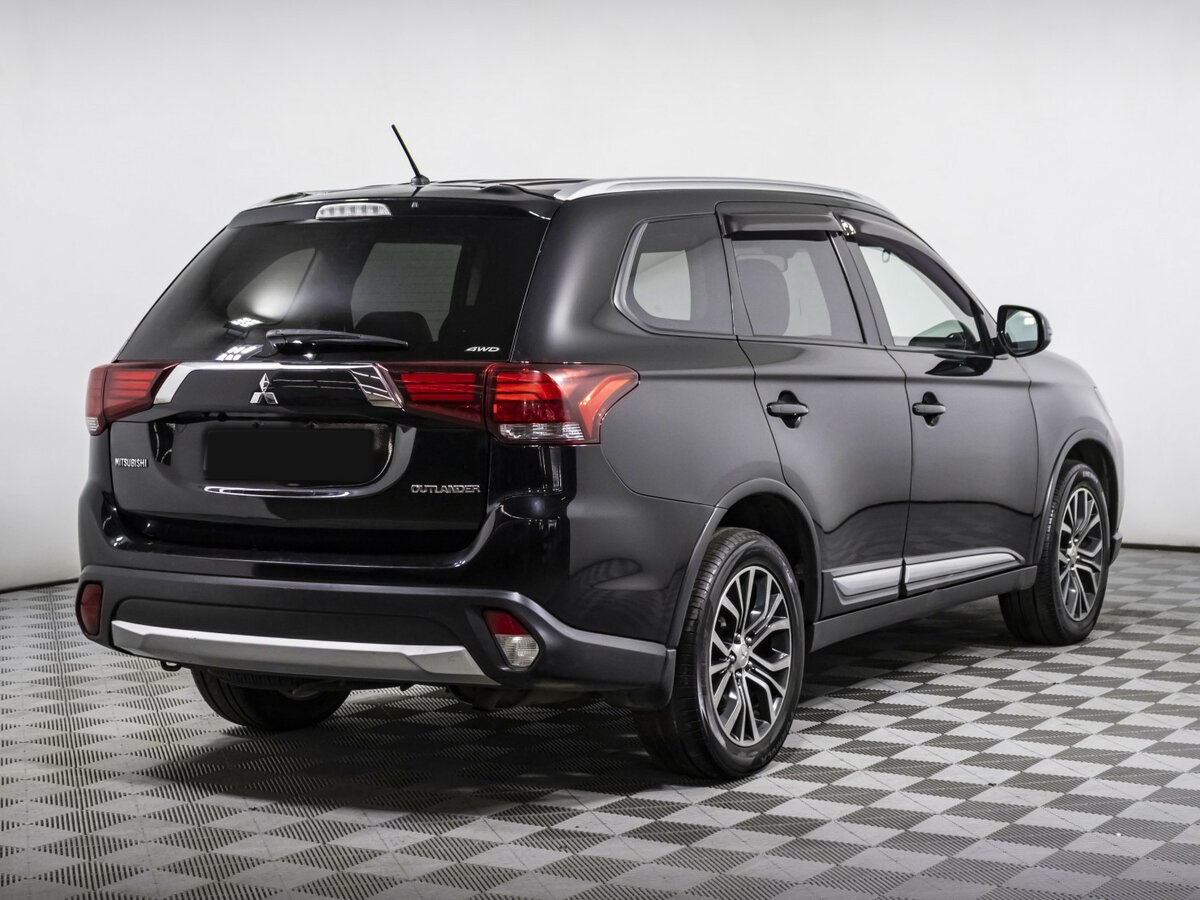 Купить Mitsubishi Outlander с пробегом. Фото: #3