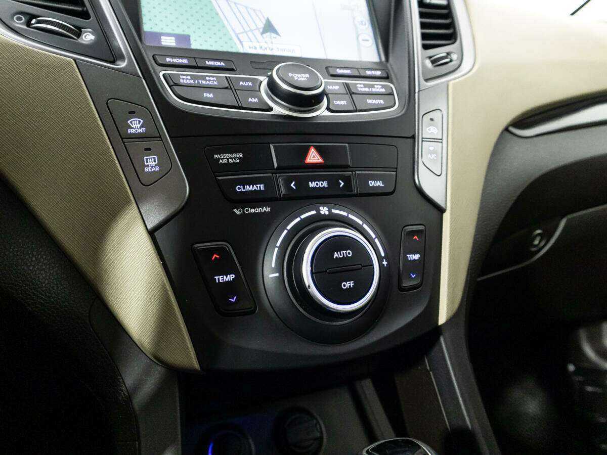 Купить Hyundai Santa Fe с пробегом. Фото: #18