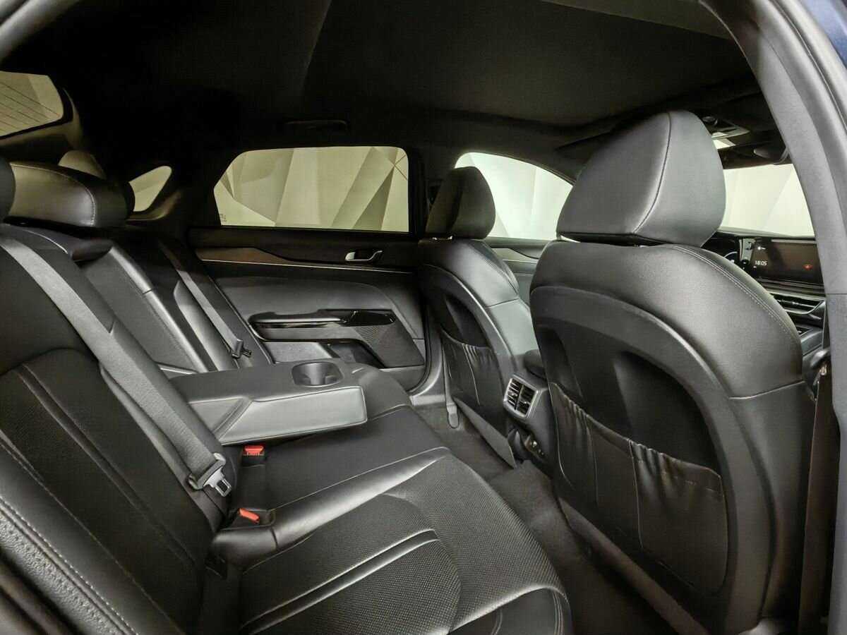 Купить Kia K5 с пробегом. Фото: #11