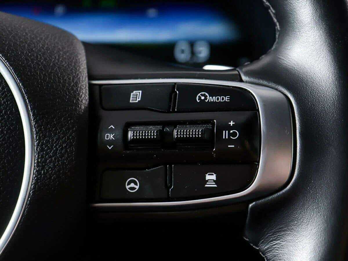 Купить Kia K5 с пробегом. Фото: #17