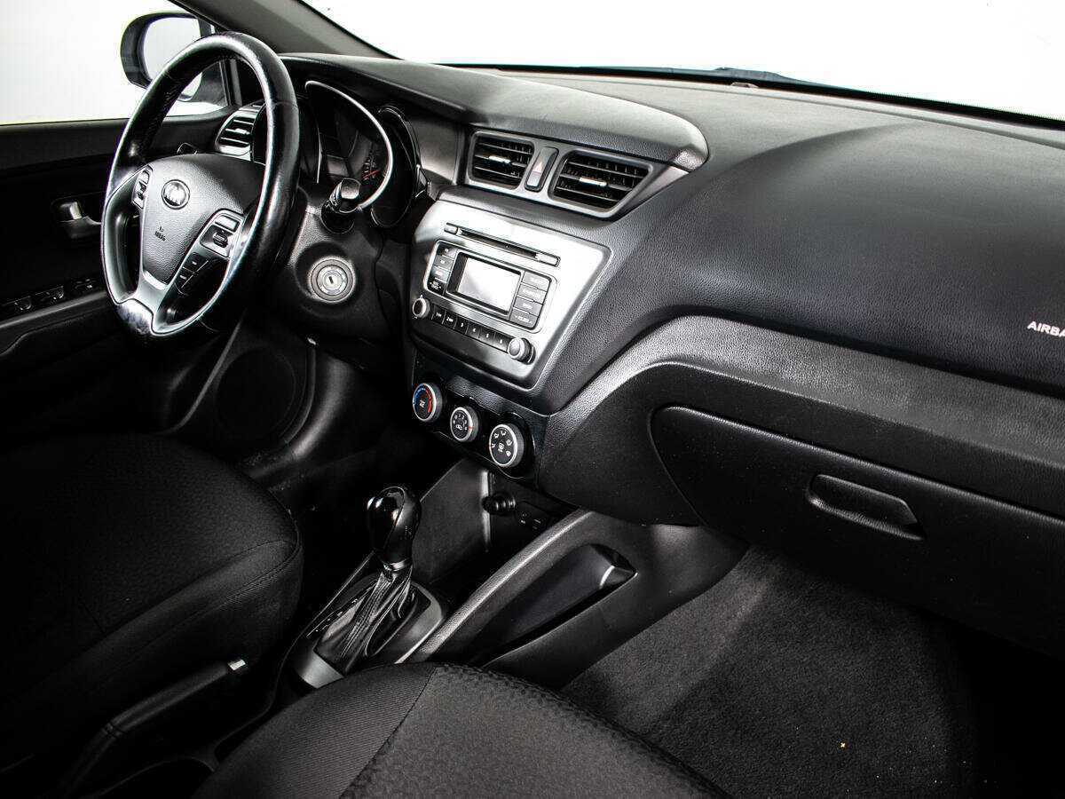 Купить Kia Rio с пробегом. Фото: #4