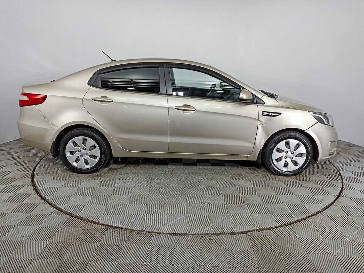 Купить Kia Rio с пробегом. Фото: #3