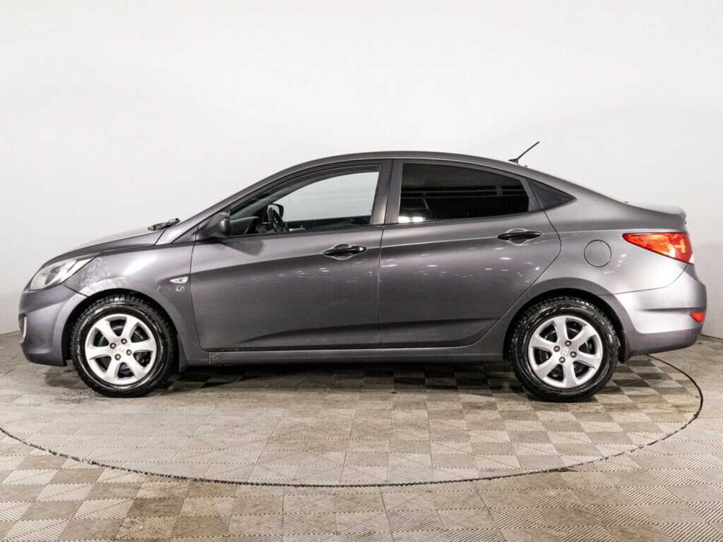 Купить Hyundai Solaris с пробегом. Фото: #7