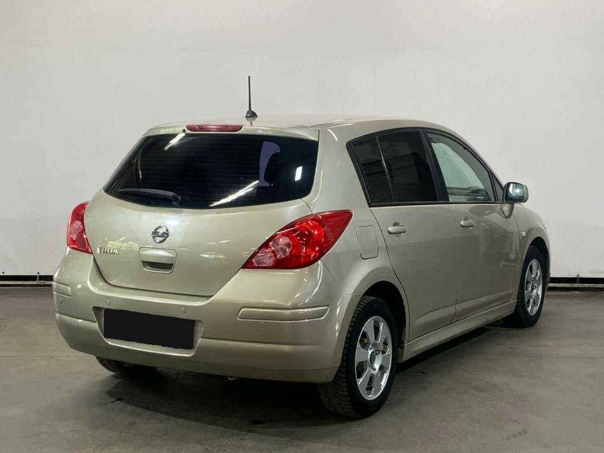 Купить Nissan Tiida с пробегом. Фото: #4