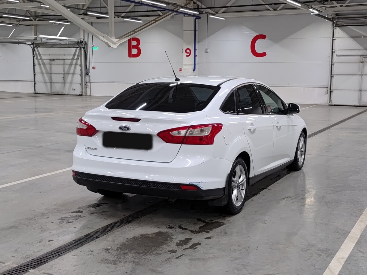 Купить Ford Focus с пробегом. Фото: #4