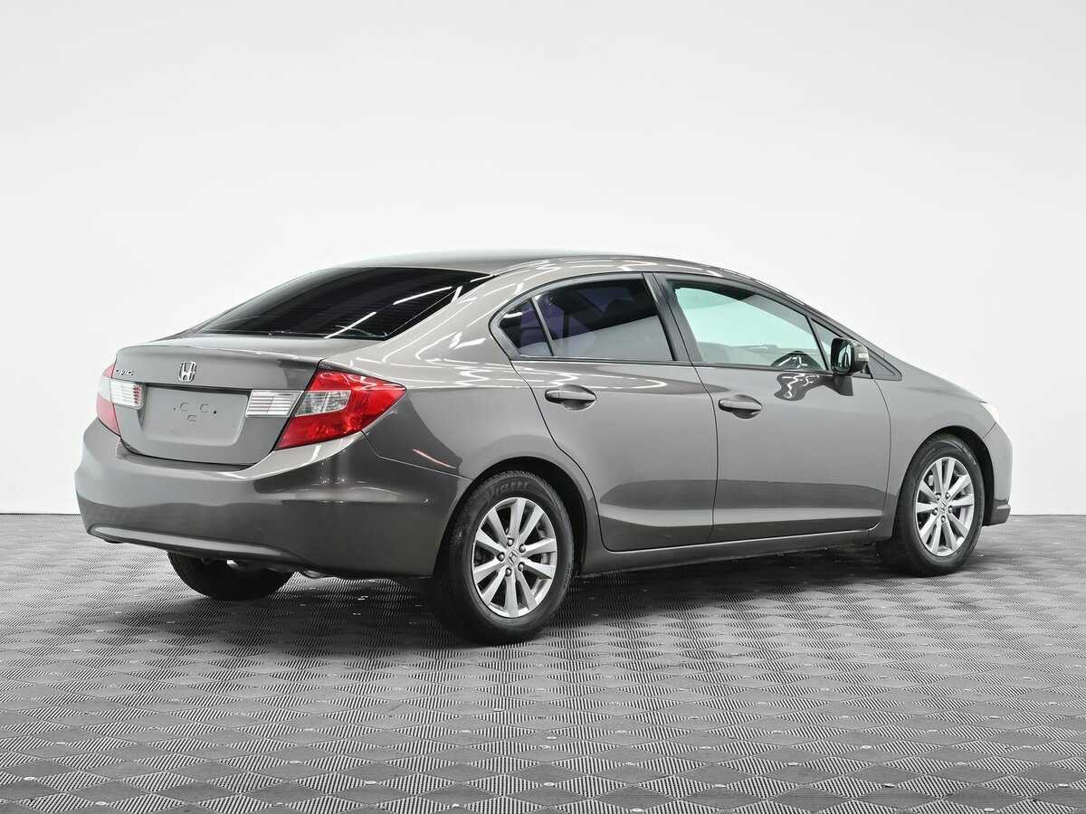 Купить Honda Civic с пробегом. Фото: #3