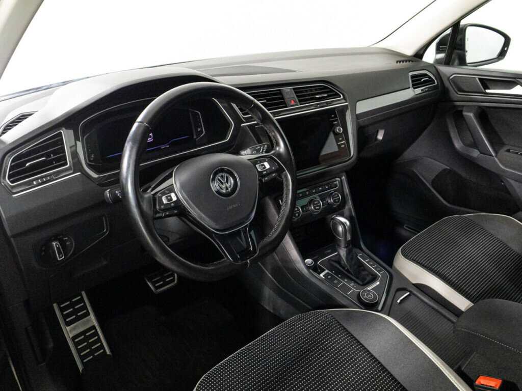 Купить Volkswagen Tiguan с пробегом. Фото: #10