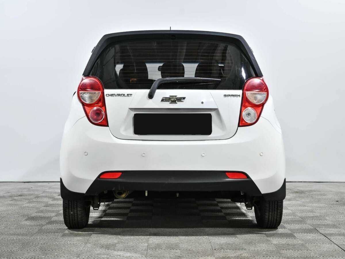 Купить Chevrolet Spark с пробегом. Фото: #4