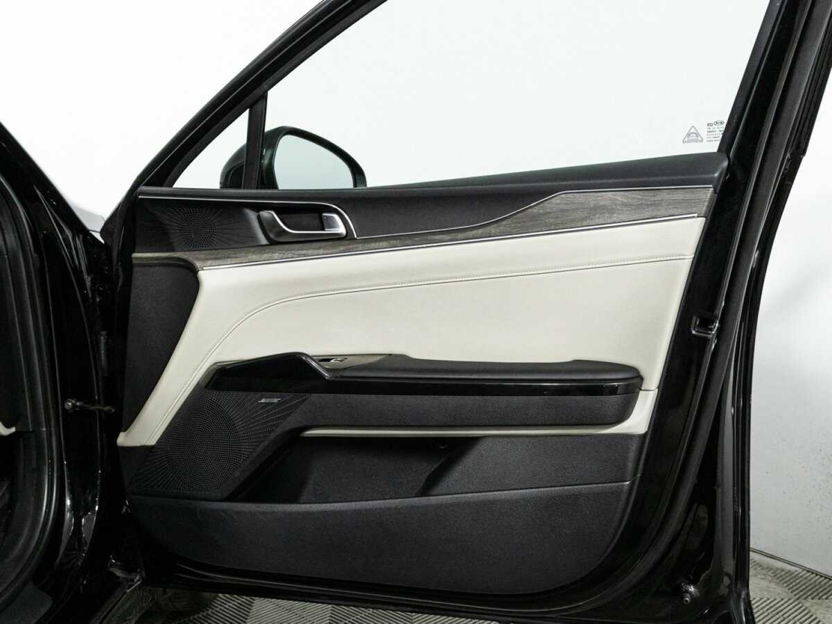 Купить Kia K5 с пробегом. Фото: #30