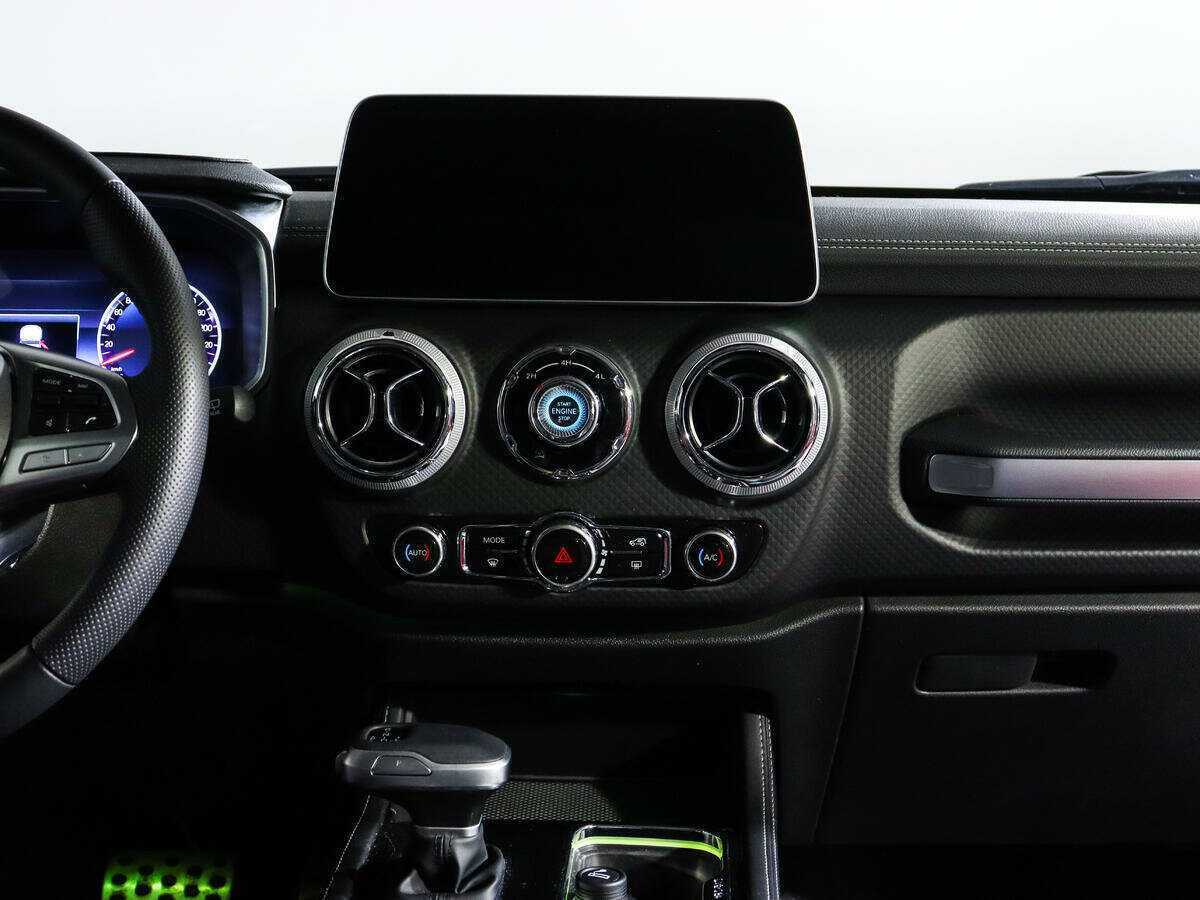 Купить BAIC BJ40 с пробегом. Фото: #12