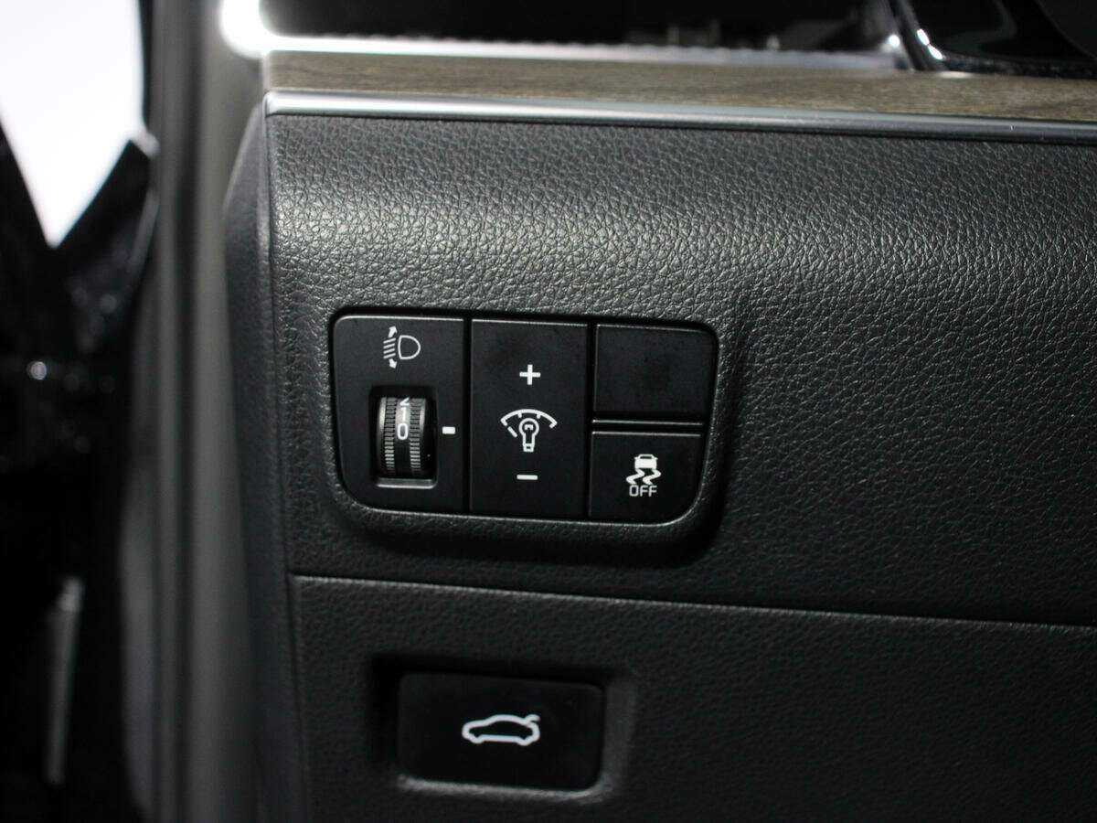 Купить Kia K5 с пробегом. Фото: #15