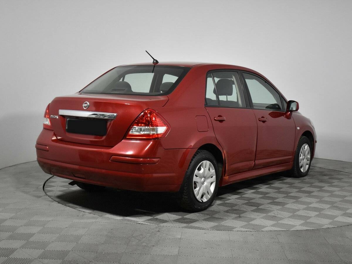 Купить Nissan Tiida с пробегом. Фото: #4