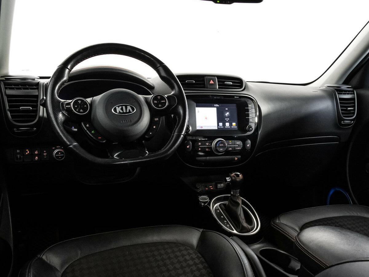 Купить Kia Soul с пробегом. Фото: #10