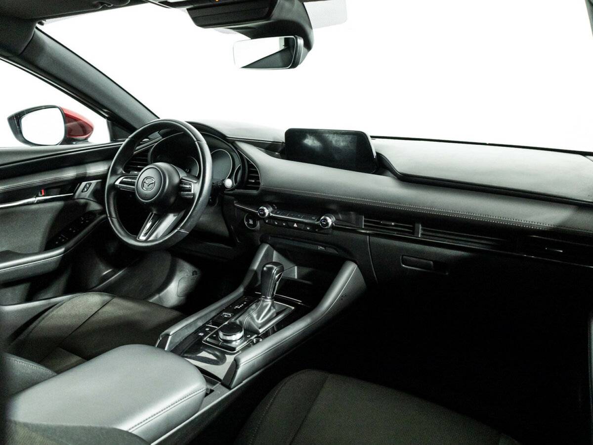 Купить Mazda 3 с пробегом. Фото: #8