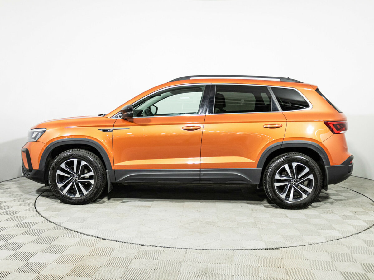 Купить Volkswagen Taos с пробегом. Фото: #6