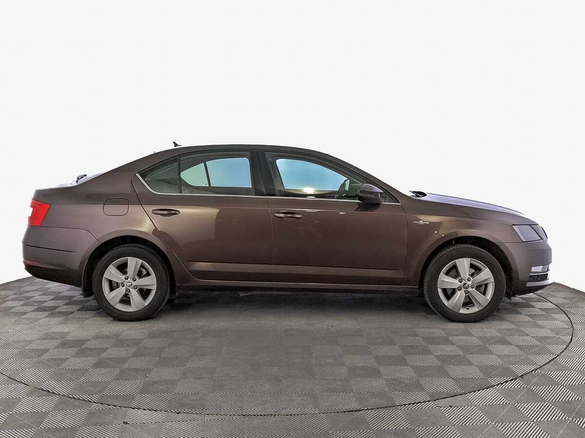 Купить Skoda Octavia с пробегом. Фото: #3