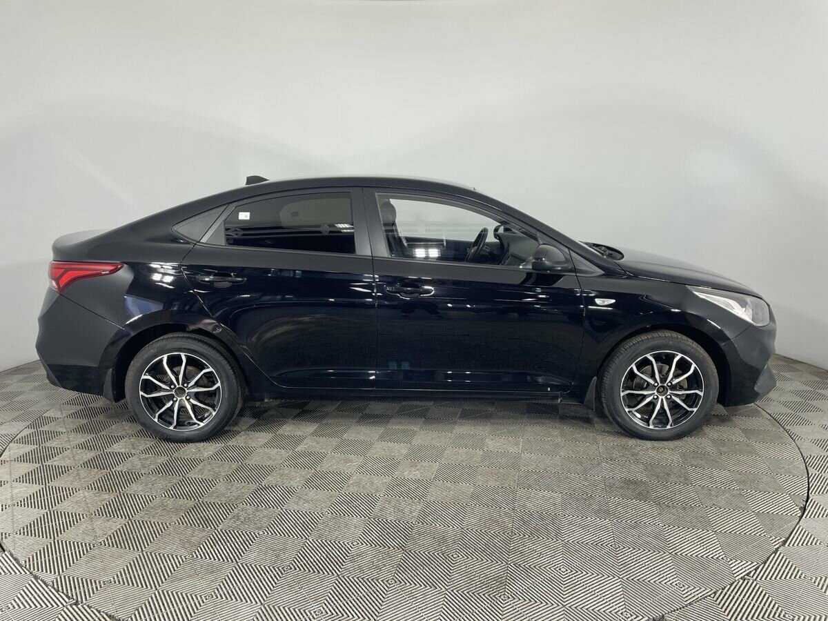 Купить Hyundai Solaris с пробегом. Фото: #3